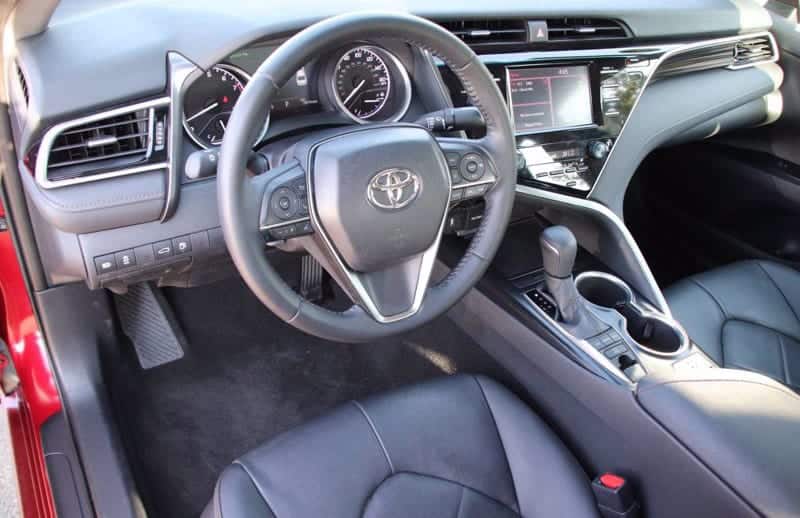 2018 Toyota Camry XLE interior 1