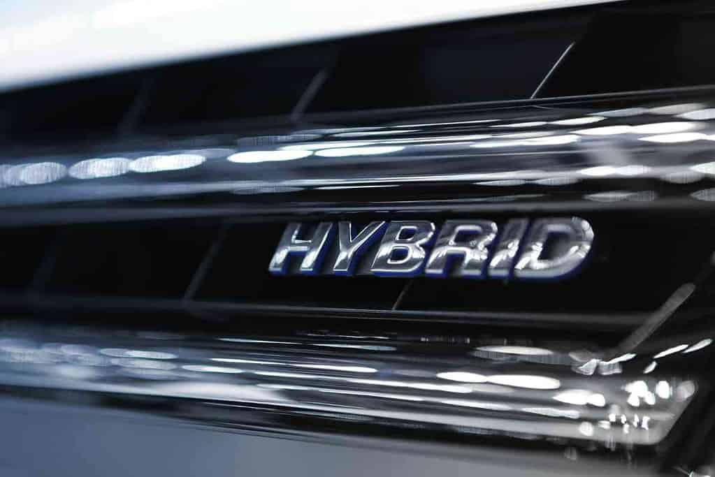 hybrid car runs out of battery 5
